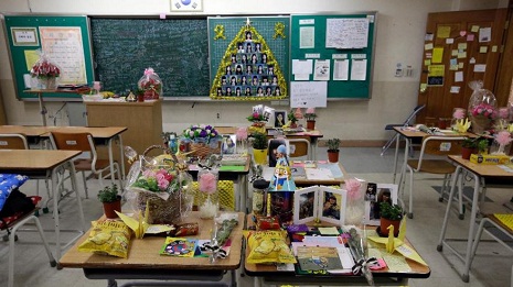 Classrooms are part shrine, part confessional, part refuge after South Korean ferry disaster